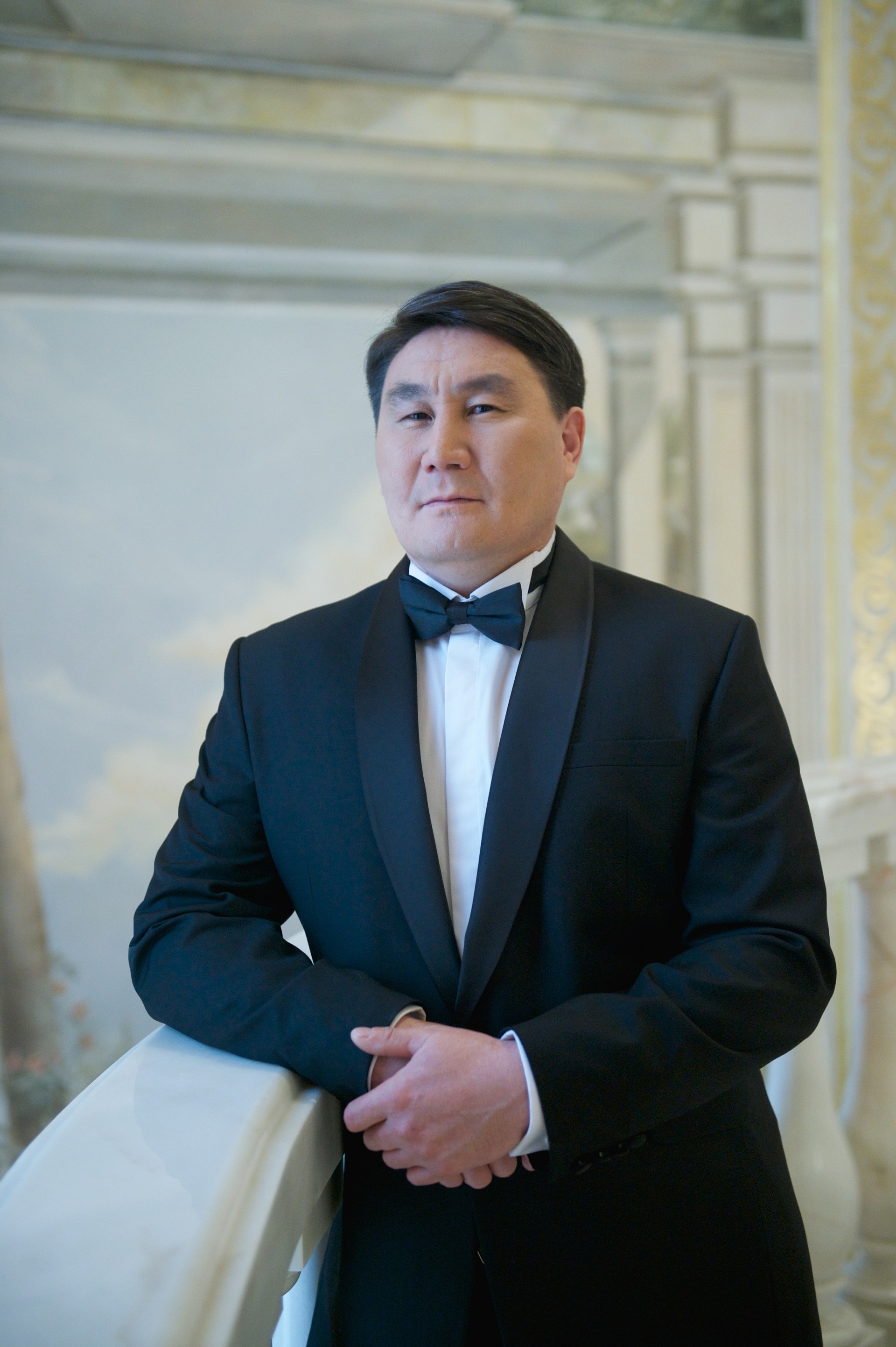 著名男高音拜姆别特·塔纳雷科夫：“歌剧需要严谨的准备”