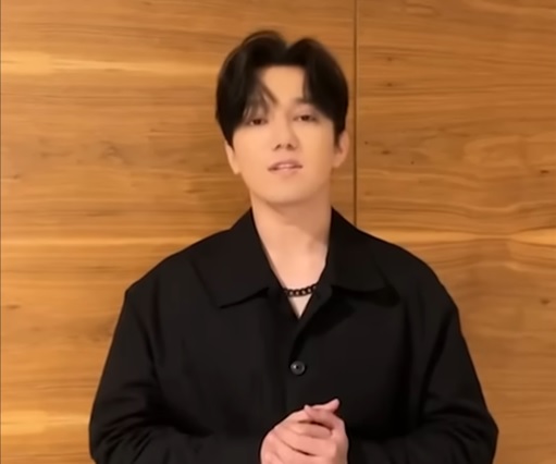 三个图标。 一个场景。 一个难忘的夜晚。 布达佩斯2026