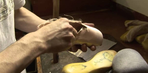 芭蕾舞鞋里有什么